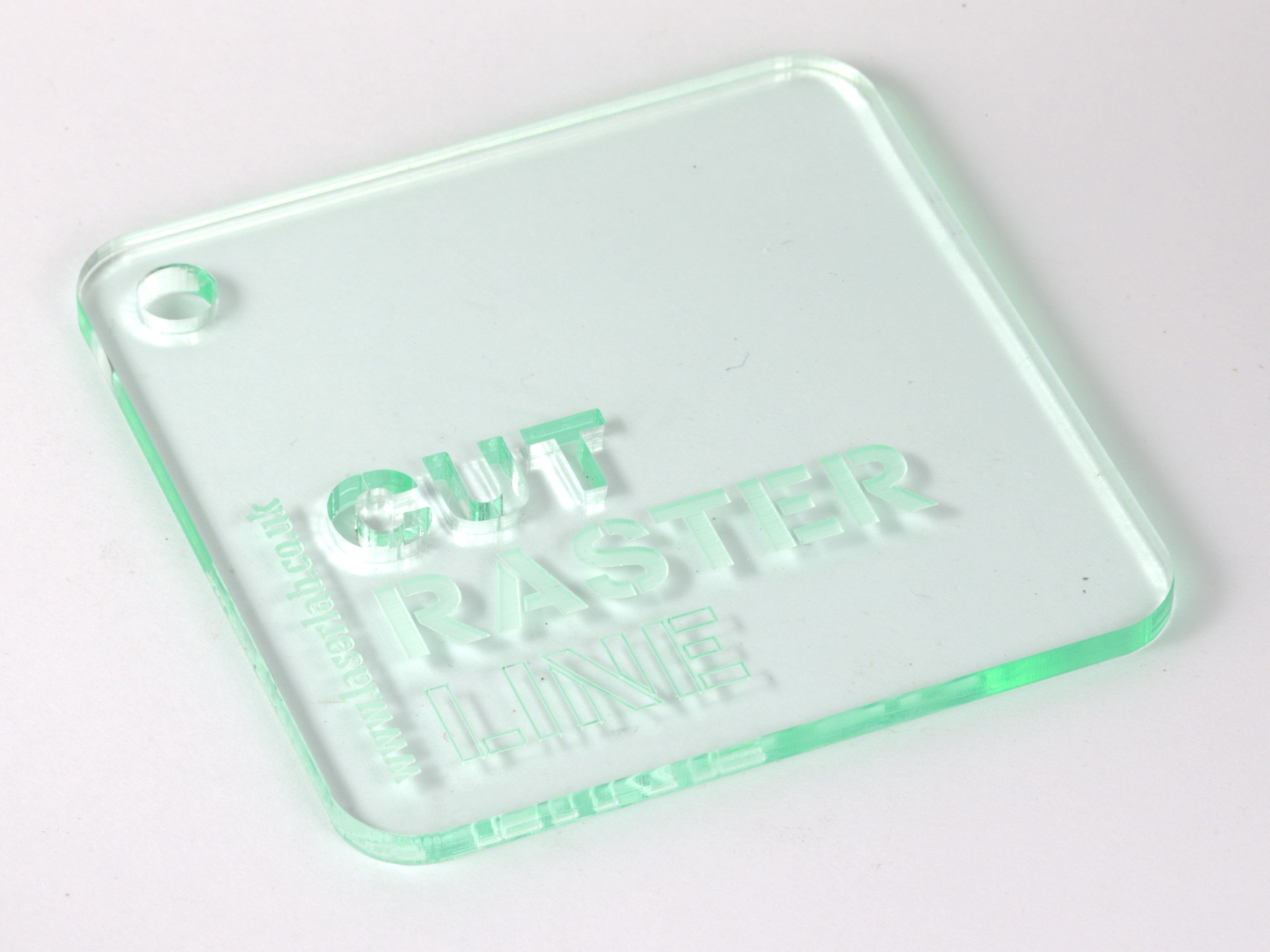 PLASTIC | Clear Acrylic - Glass Effect